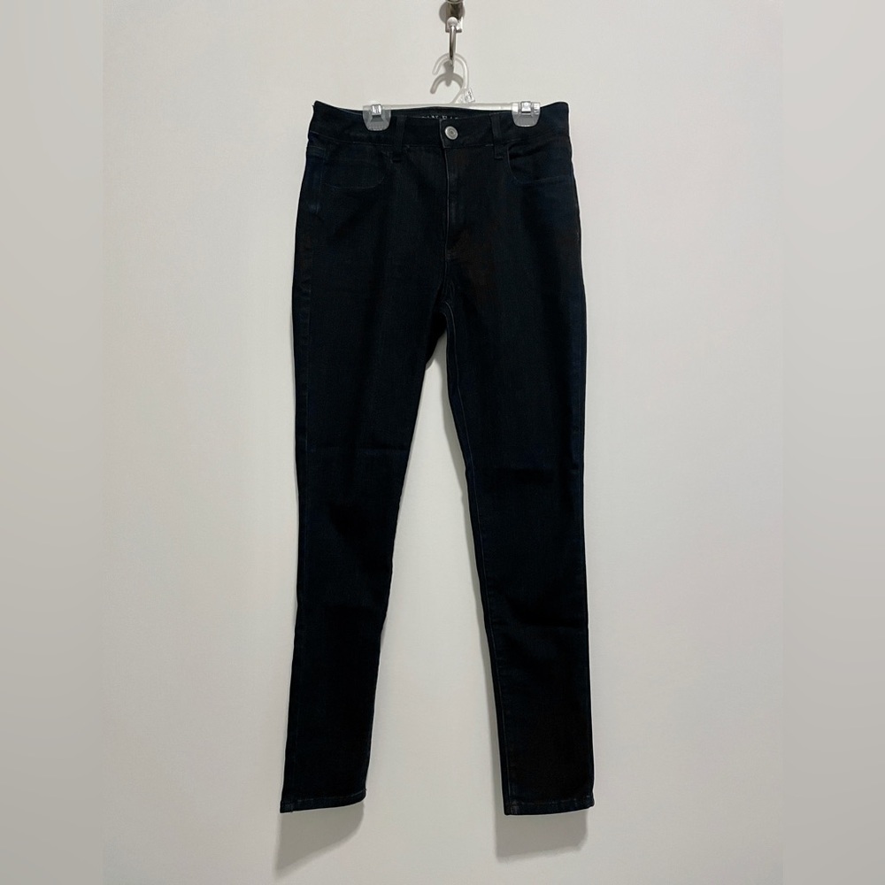 COPY - American Eagle super stretch high waisted straight leg jeans
